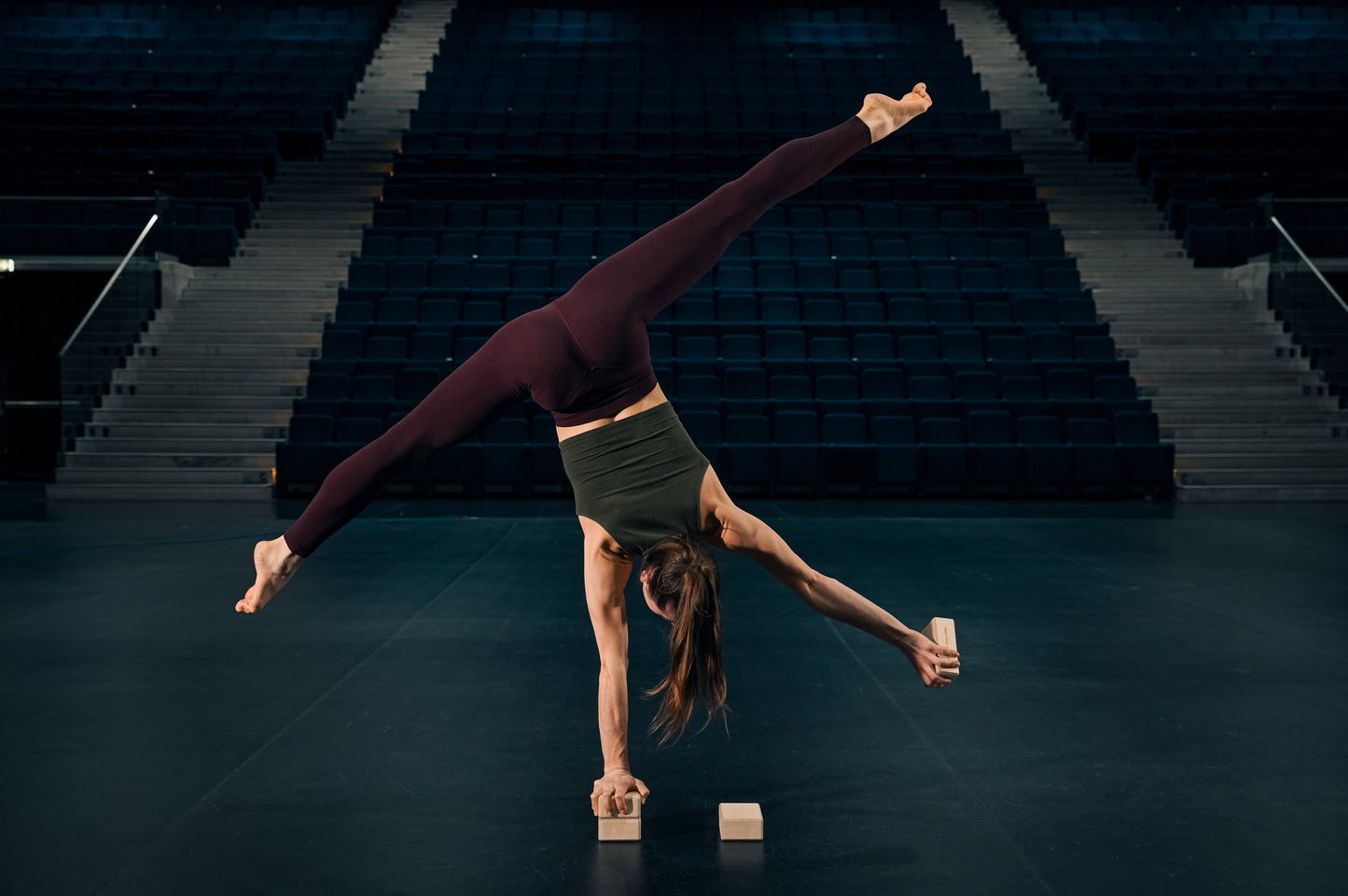 Handstand - Holzklotz ultraleicht